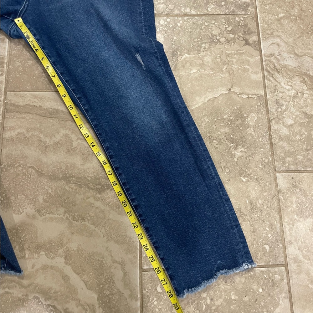 Kut from the Kloth Dark Blue Ankle Jeans - Picture 15 of 16